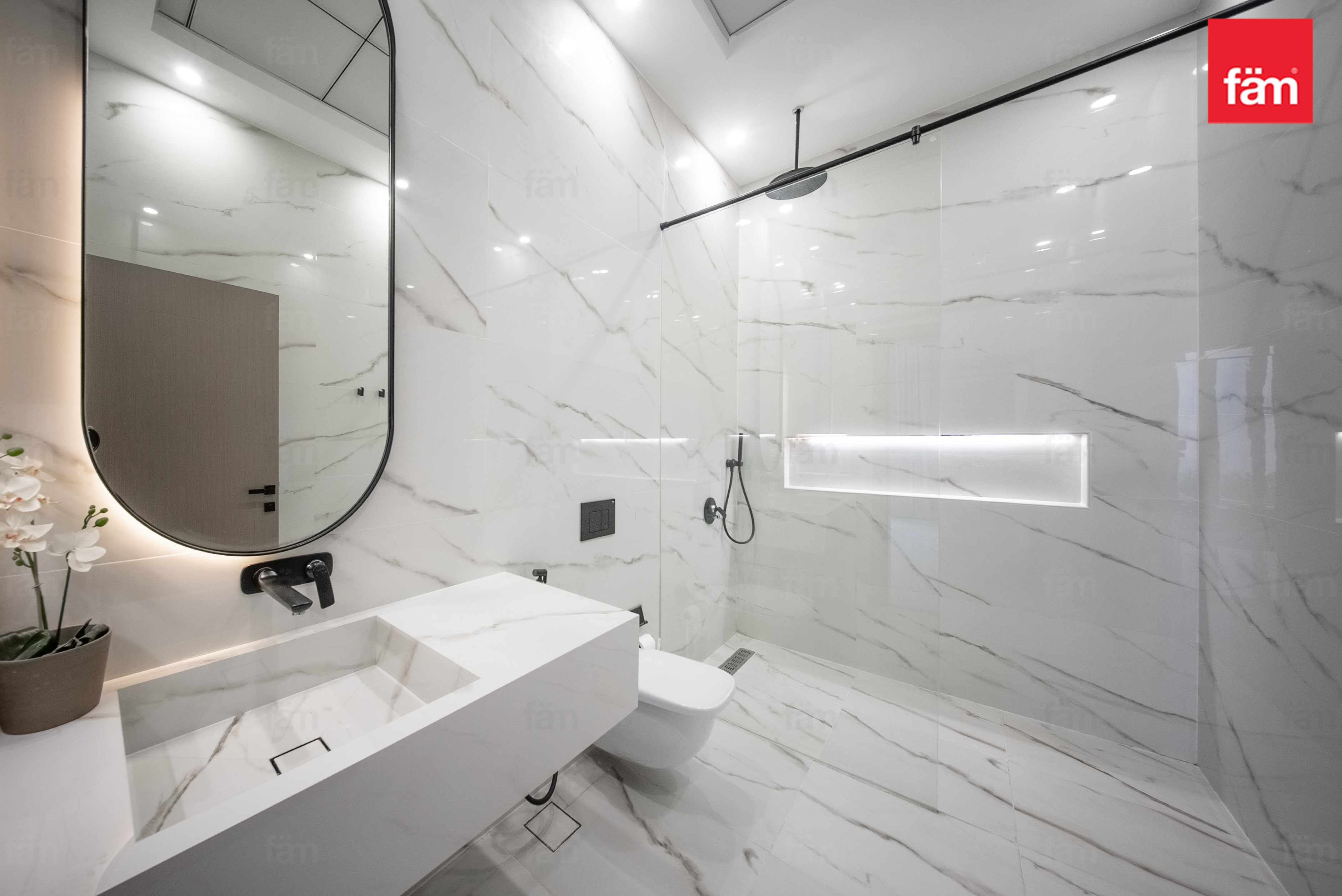 Modern Villa With Nearby Schools & Amenities — 5