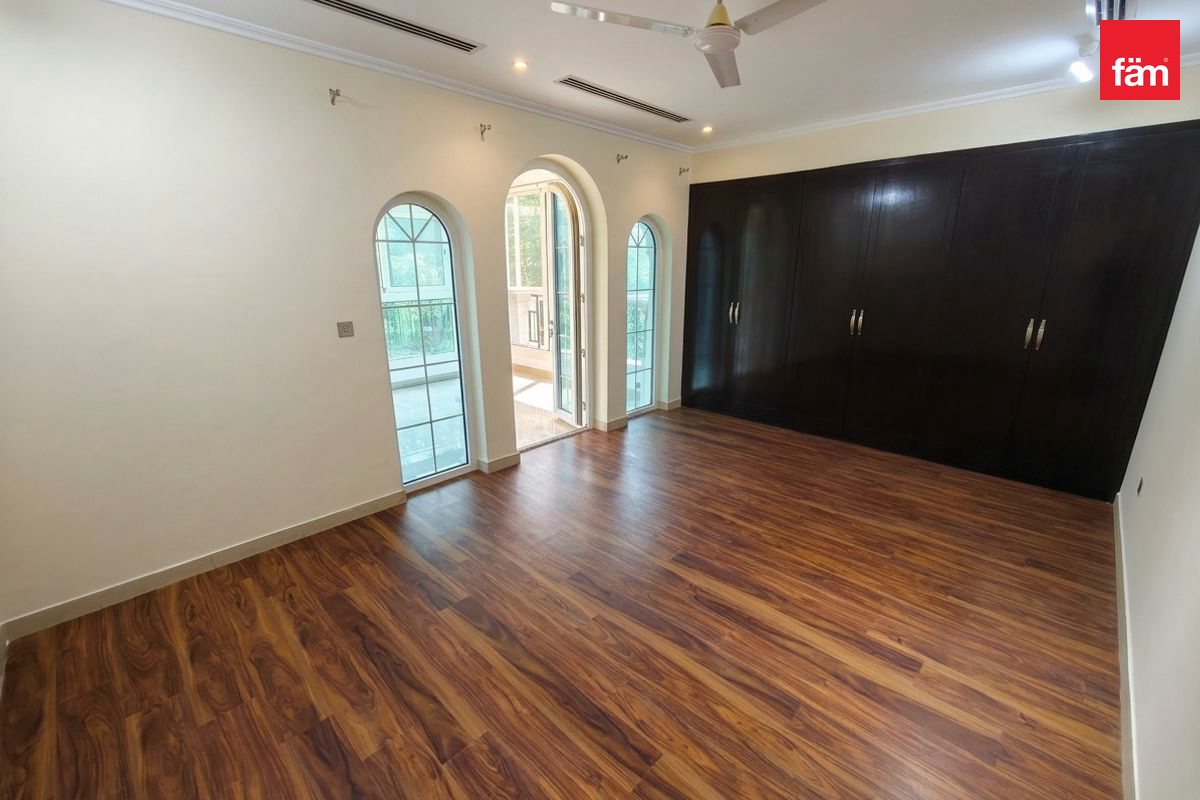 Рядом с Pavilion | 3br + Study | Частично улучшена — 5