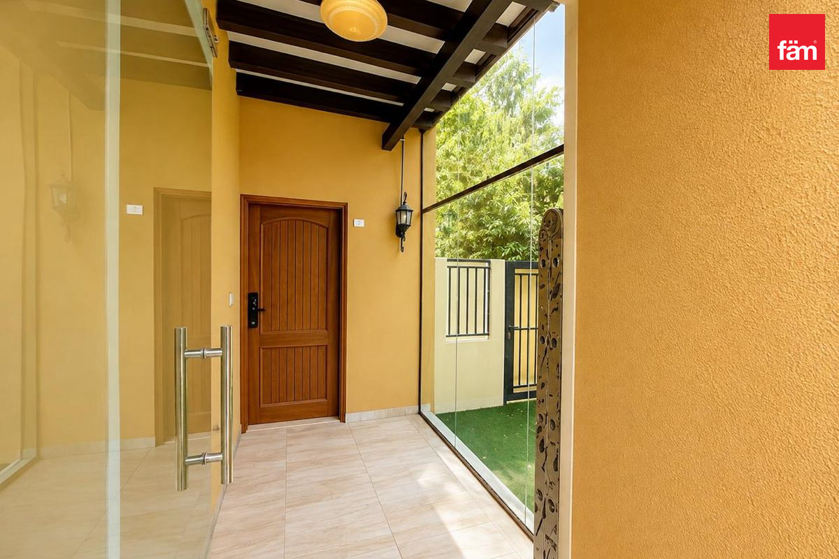 Первый ряд | Расширенная | Villanova | La Quinta — 4