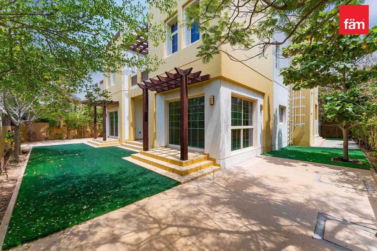 5 Br | Majlis + 2 Family Room | Полностью меблирована / Без мебели